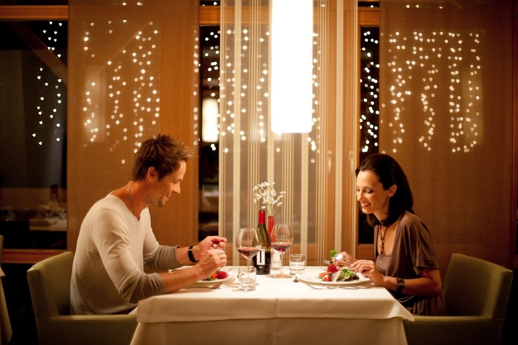 Falkensteiner Hotel Antholz - Adults Only מסעדה תמונה